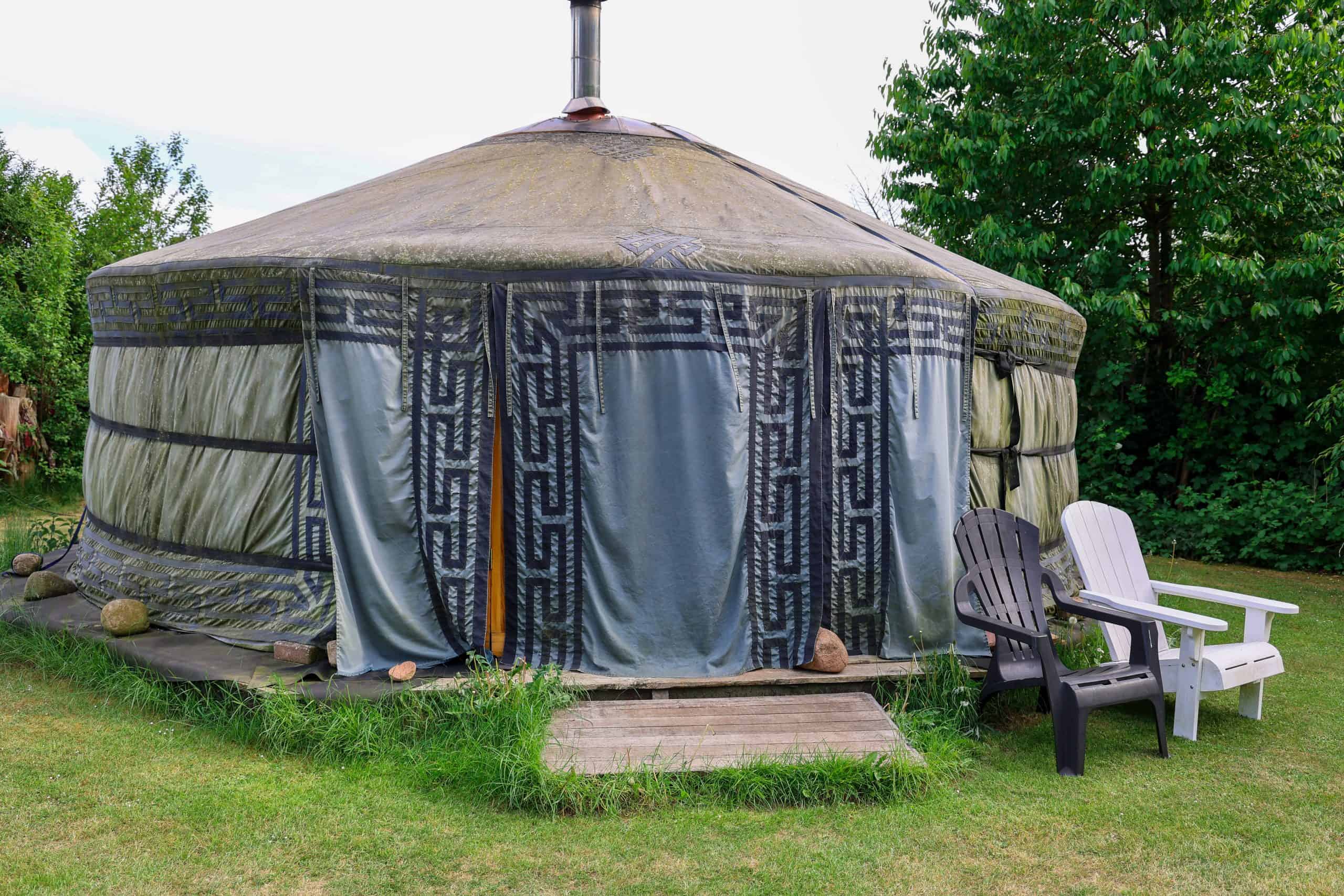 Emmerdennen bijzonder verhuur grote yurt buiten
